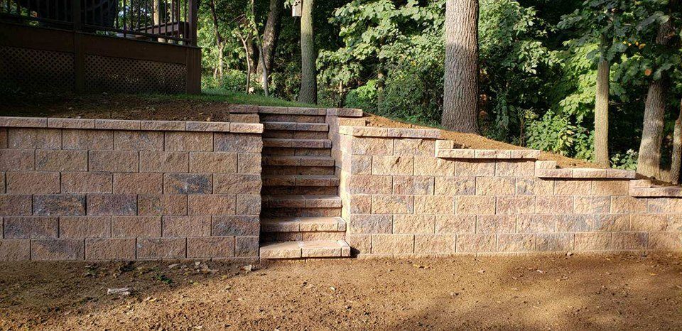Residential retaining wall