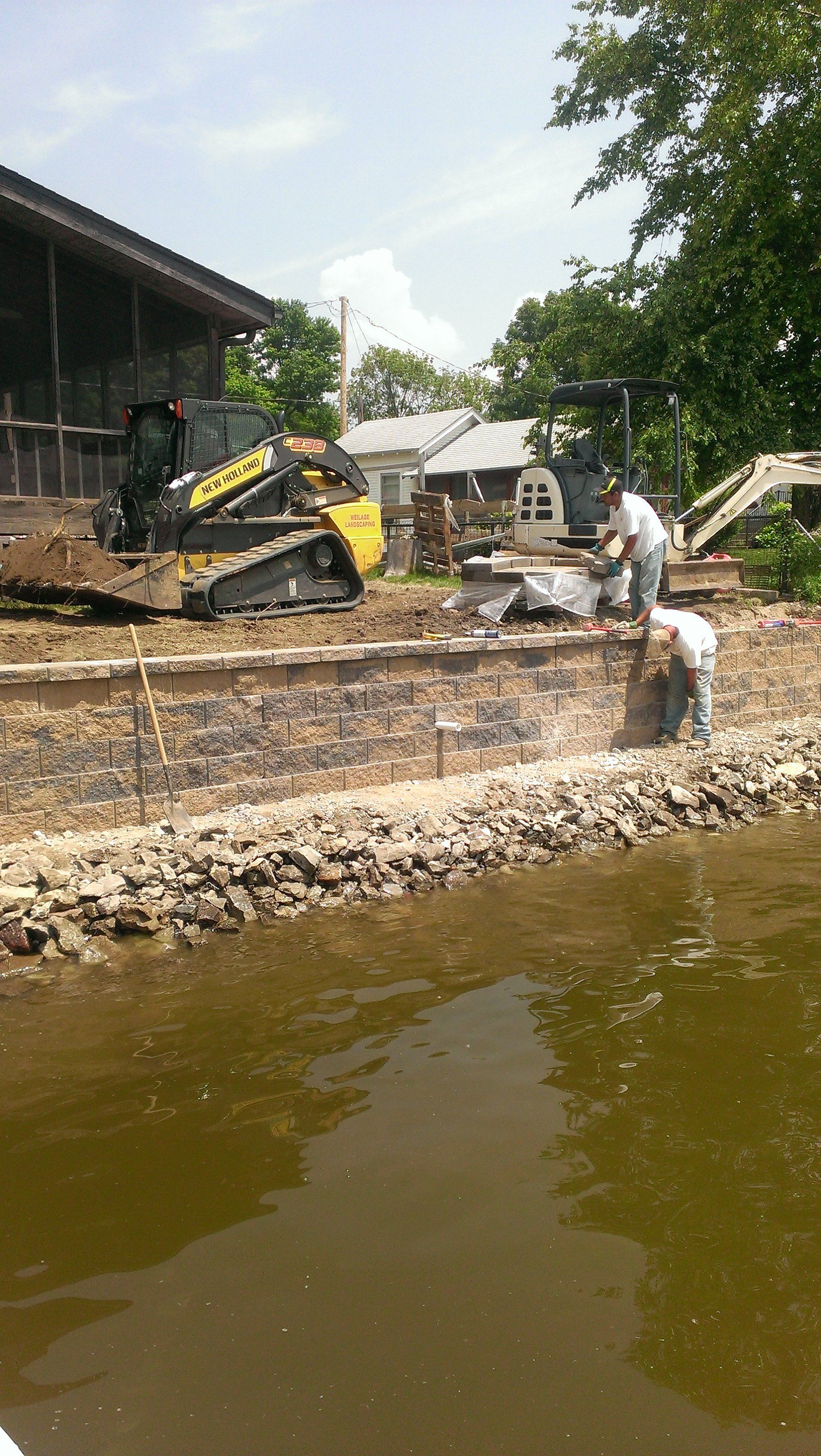 Residential retaining wall installation