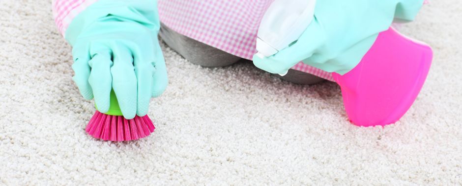 Floor mat cleaning