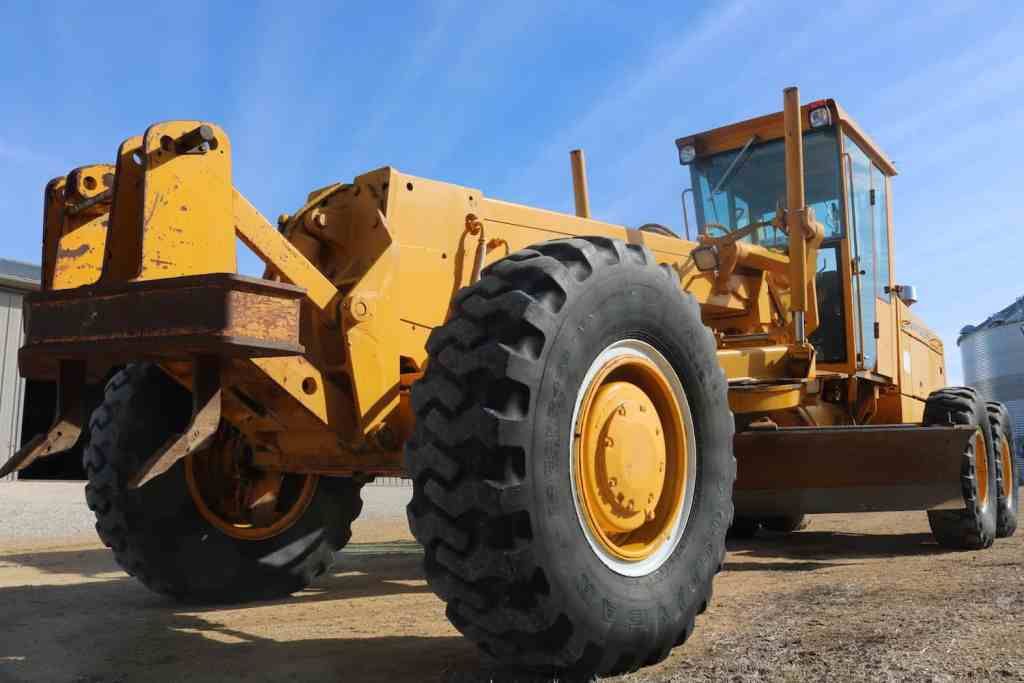 John Deere grader