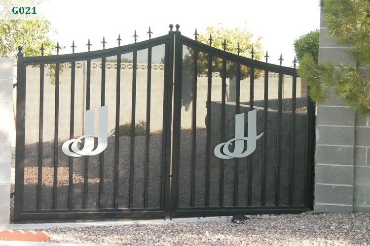 Drive-through gate