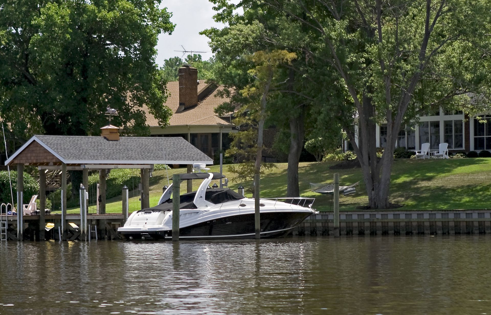Caloosahatchee Marine