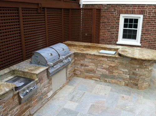 Outdoor Kitchen