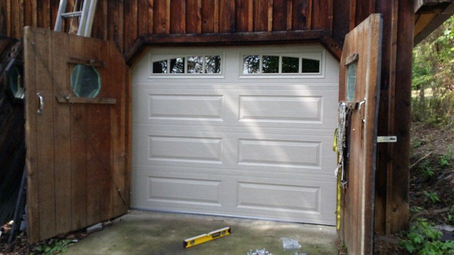 Residential garage door