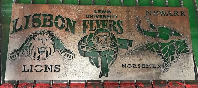 A sign that says lisbon flyers on it