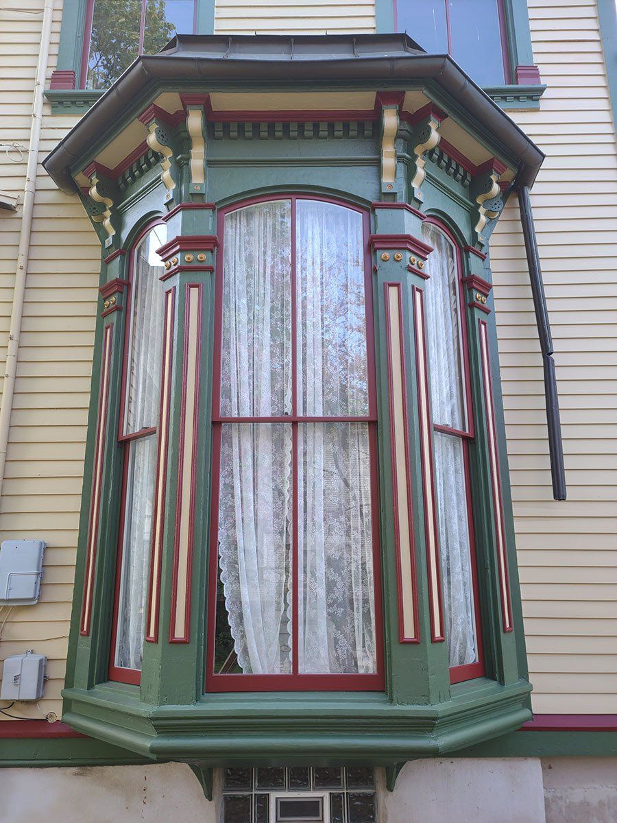 Victorian House Painting Detail Work Crystal Lake, IL
