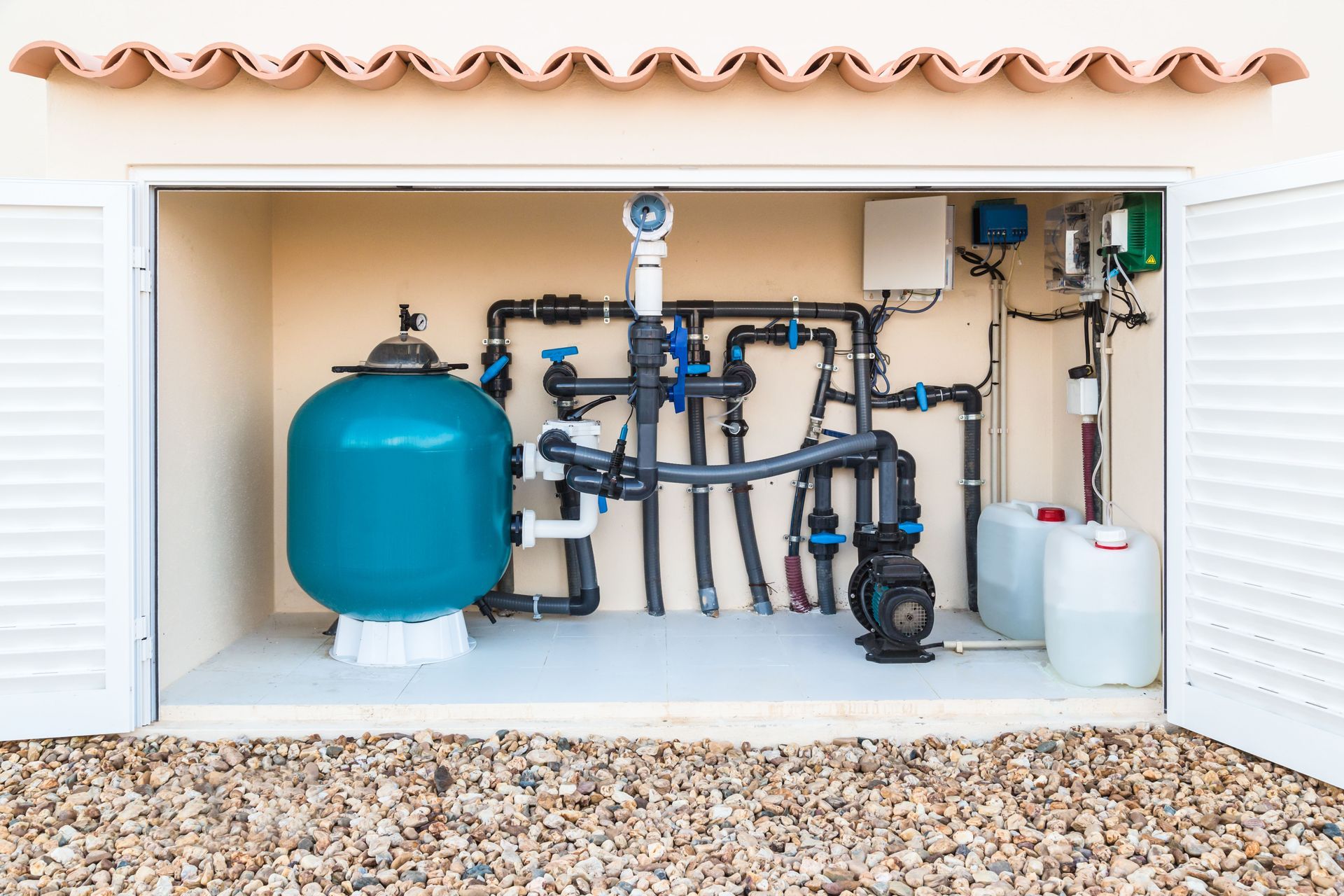 pool contractors