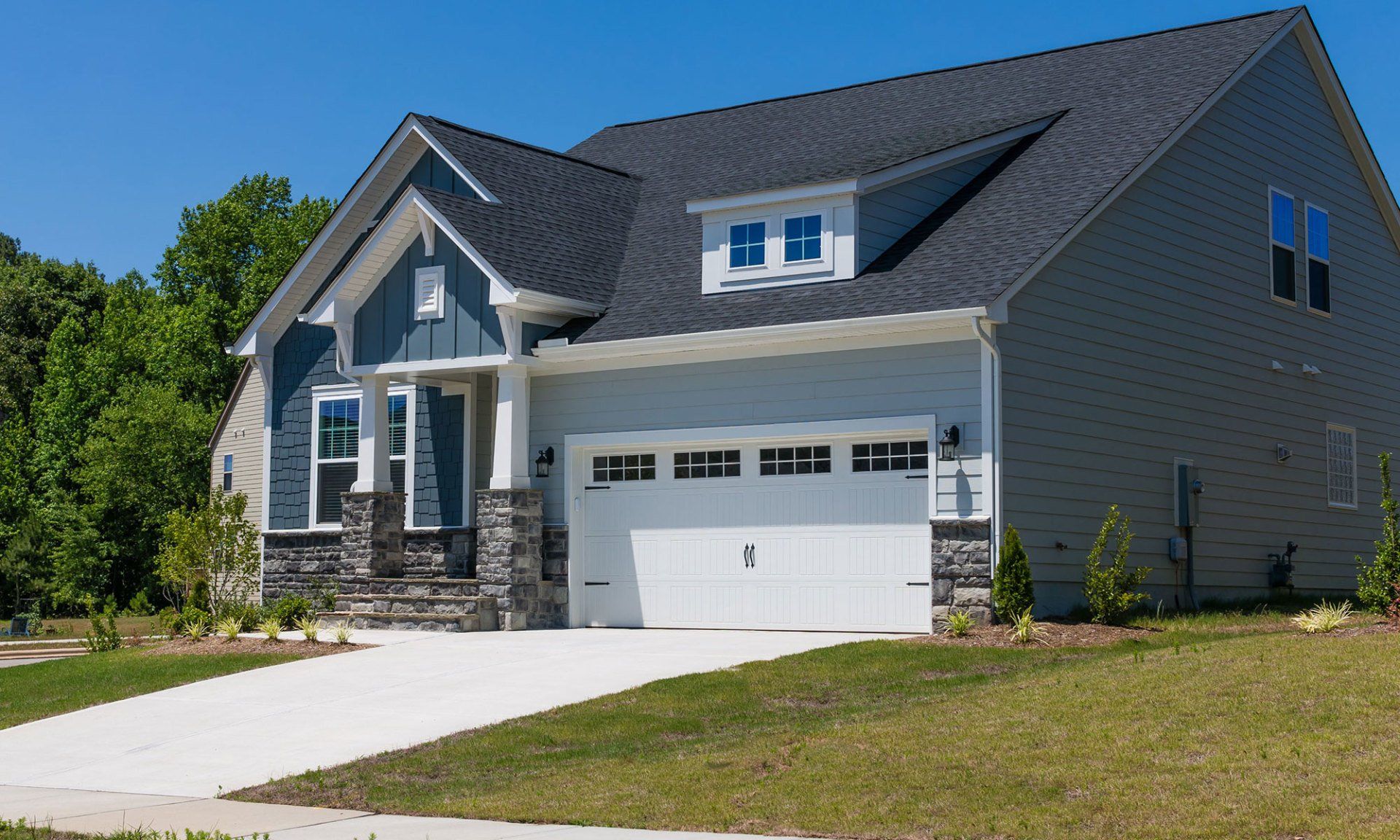 Elk Building Services Roofing and Siding Toledo, OH