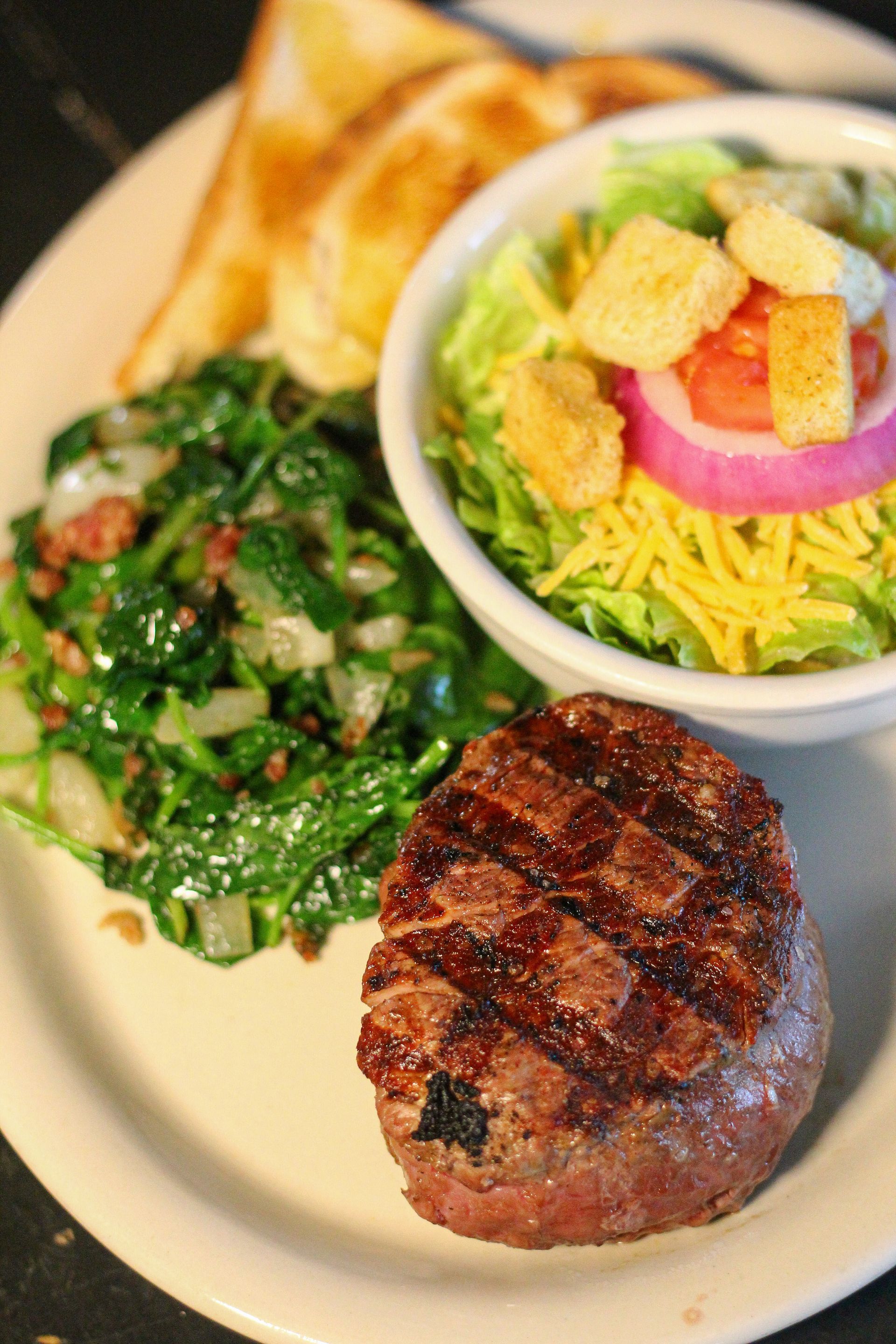Steak, Salad & Bread