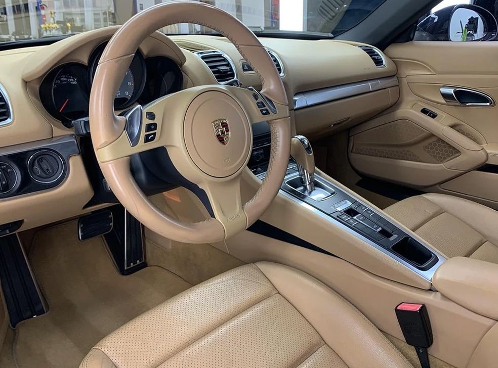 Car detailing service