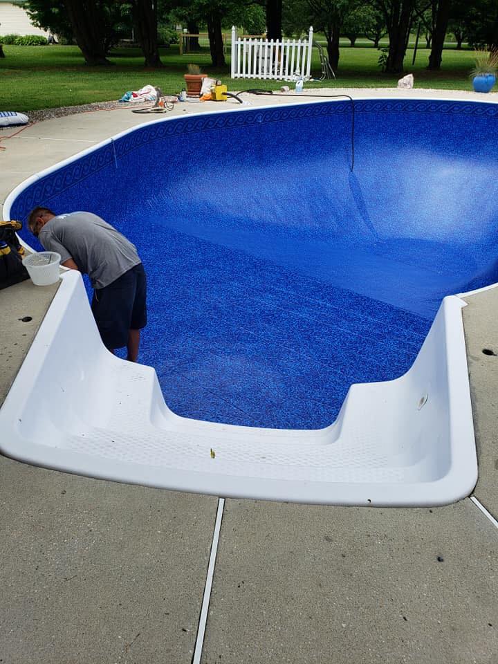 Swimming pool installation
