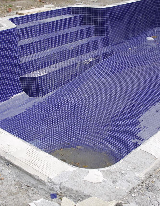 Swimming pool refurbishment