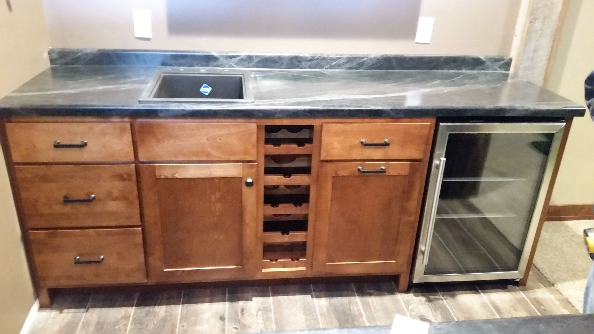 Back bar with wine cooler cabinet