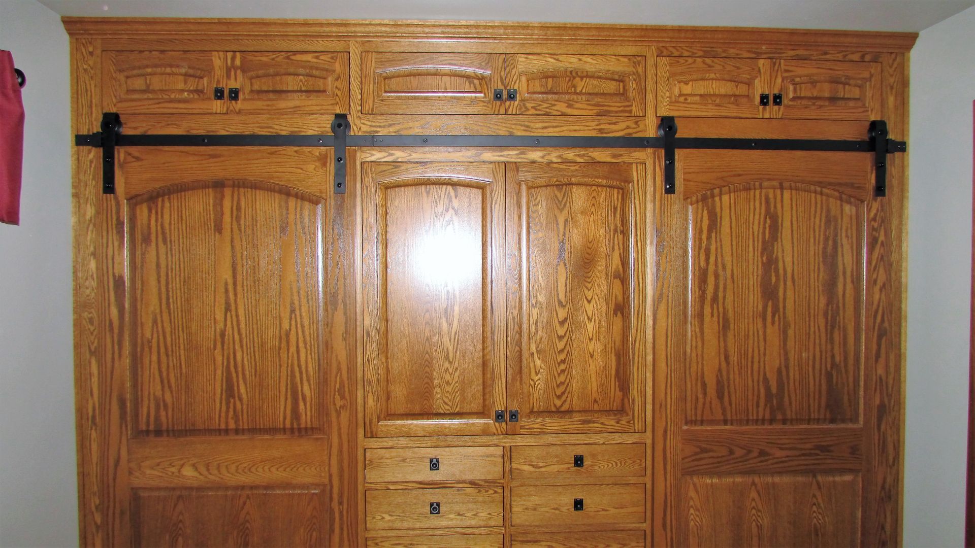 Wall to wall Oak closet