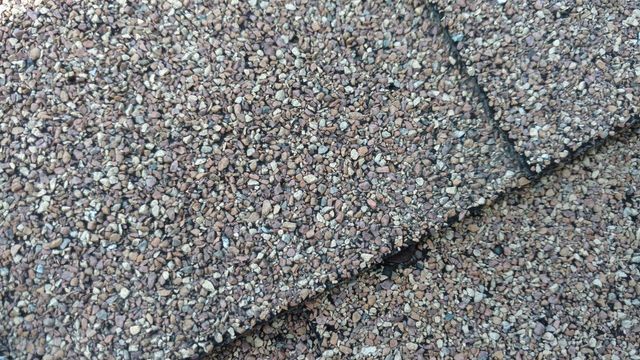 Shingle roof