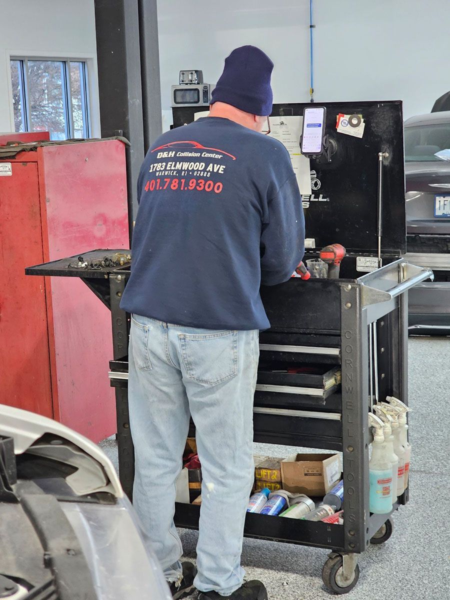 D & H Collision Center staff