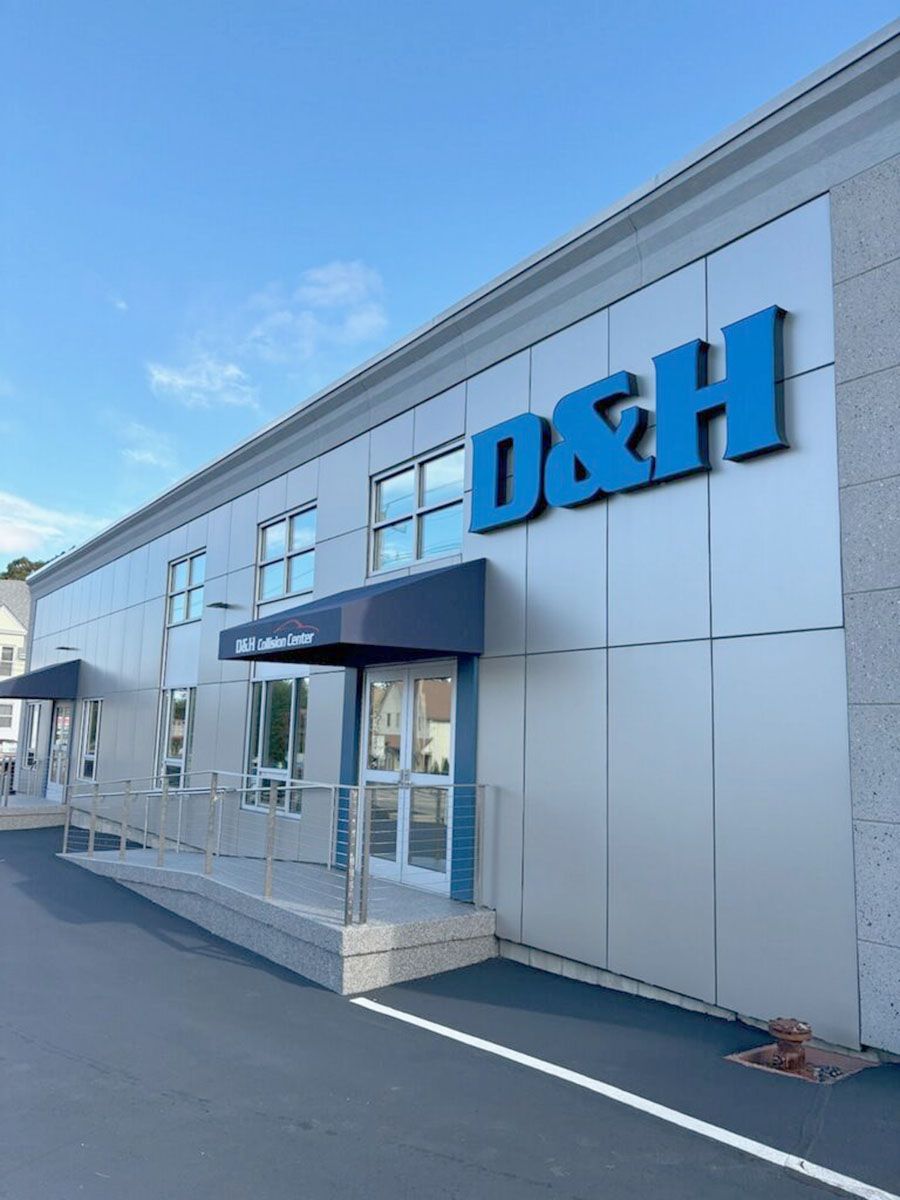 D and H Collision Center building