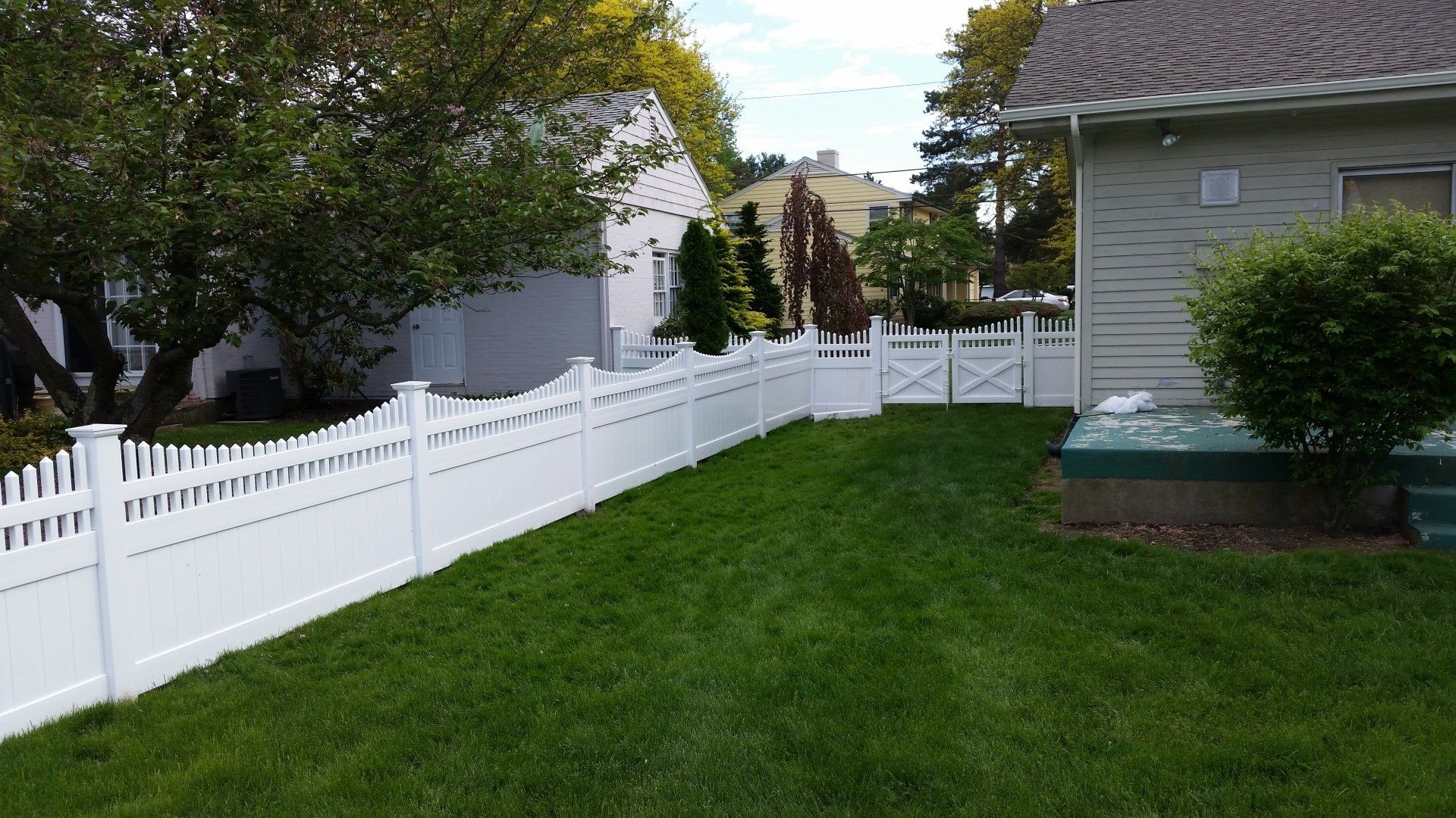 R. A. DeFUSCO & SON FENCE Fencing Installer Johnston, RI