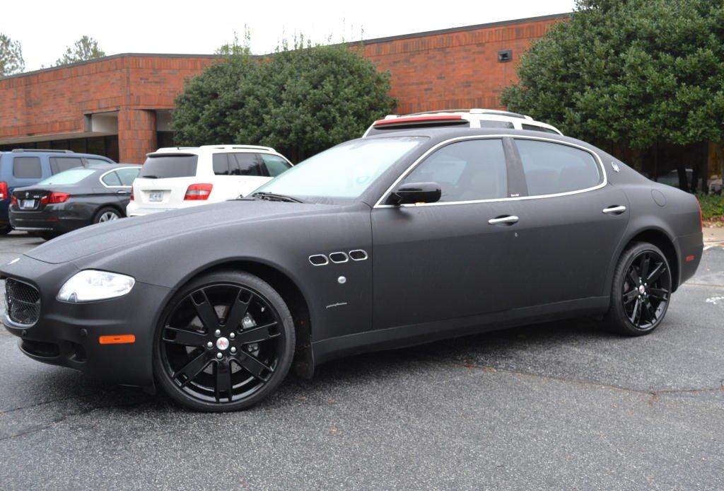 Solid color blackout - gloss black