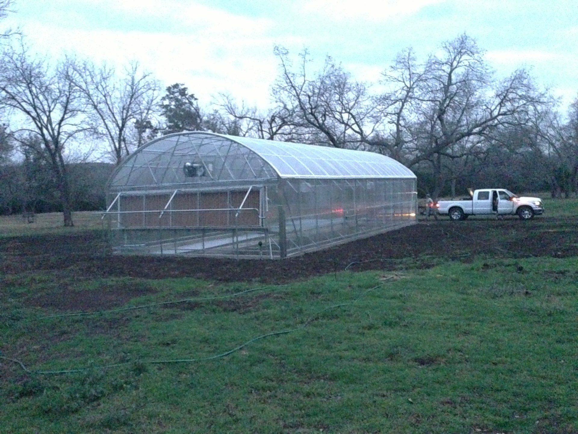 COMMERCIAL GREENHOUSES