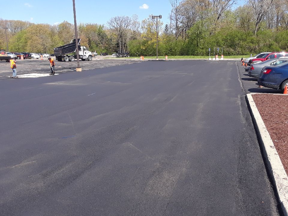 Asphalt Paving Service