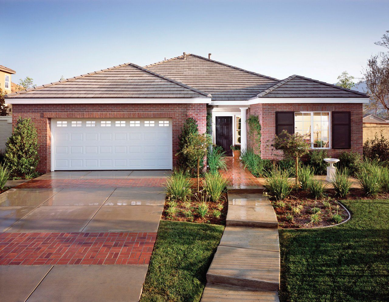 House with a garage