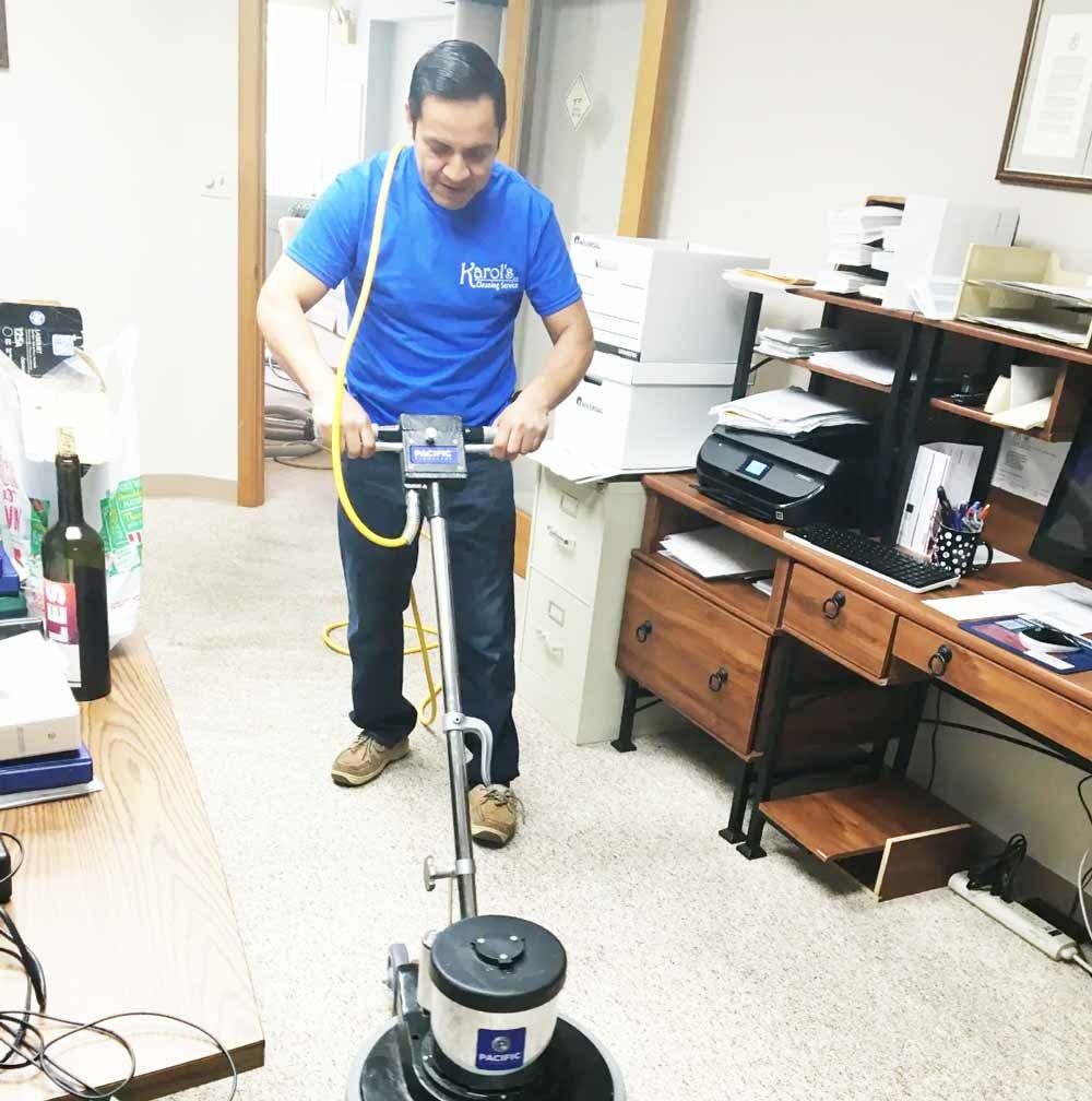 Karol's Cleaning Service
