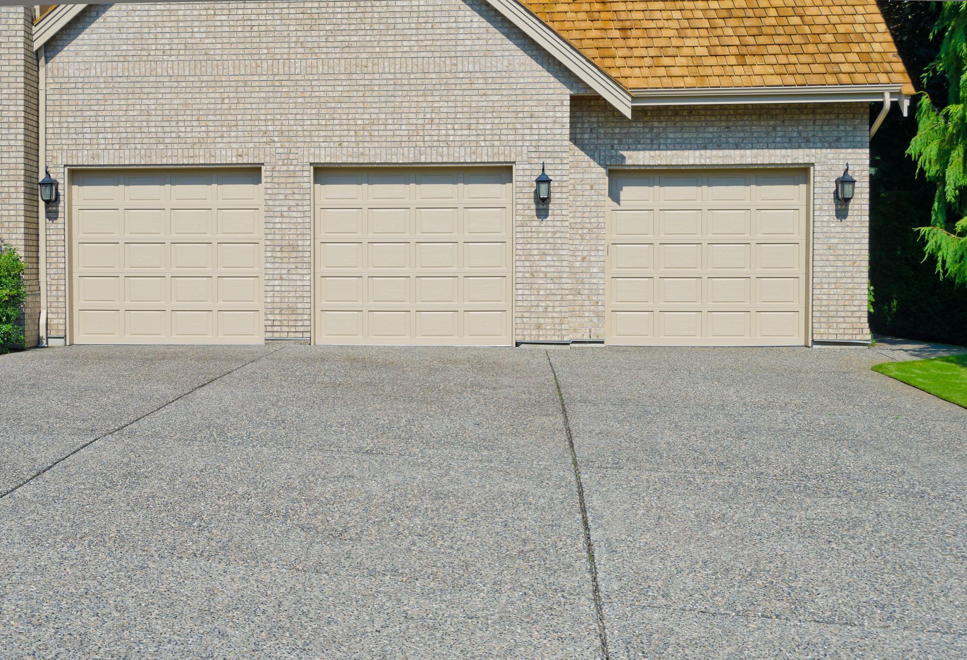 concrete driveway contractor
