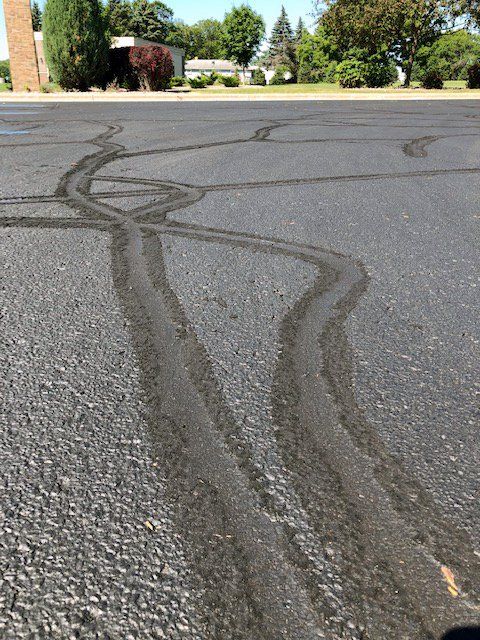 Cracksealing