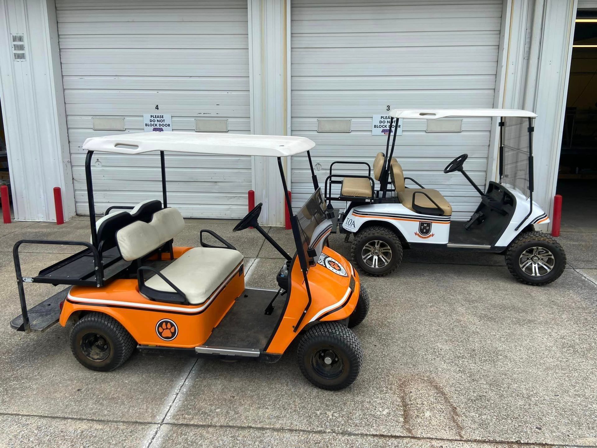 Graphic sign sticker