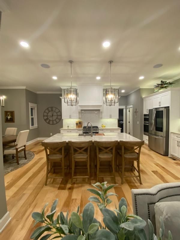 Custom home building and remodeling services