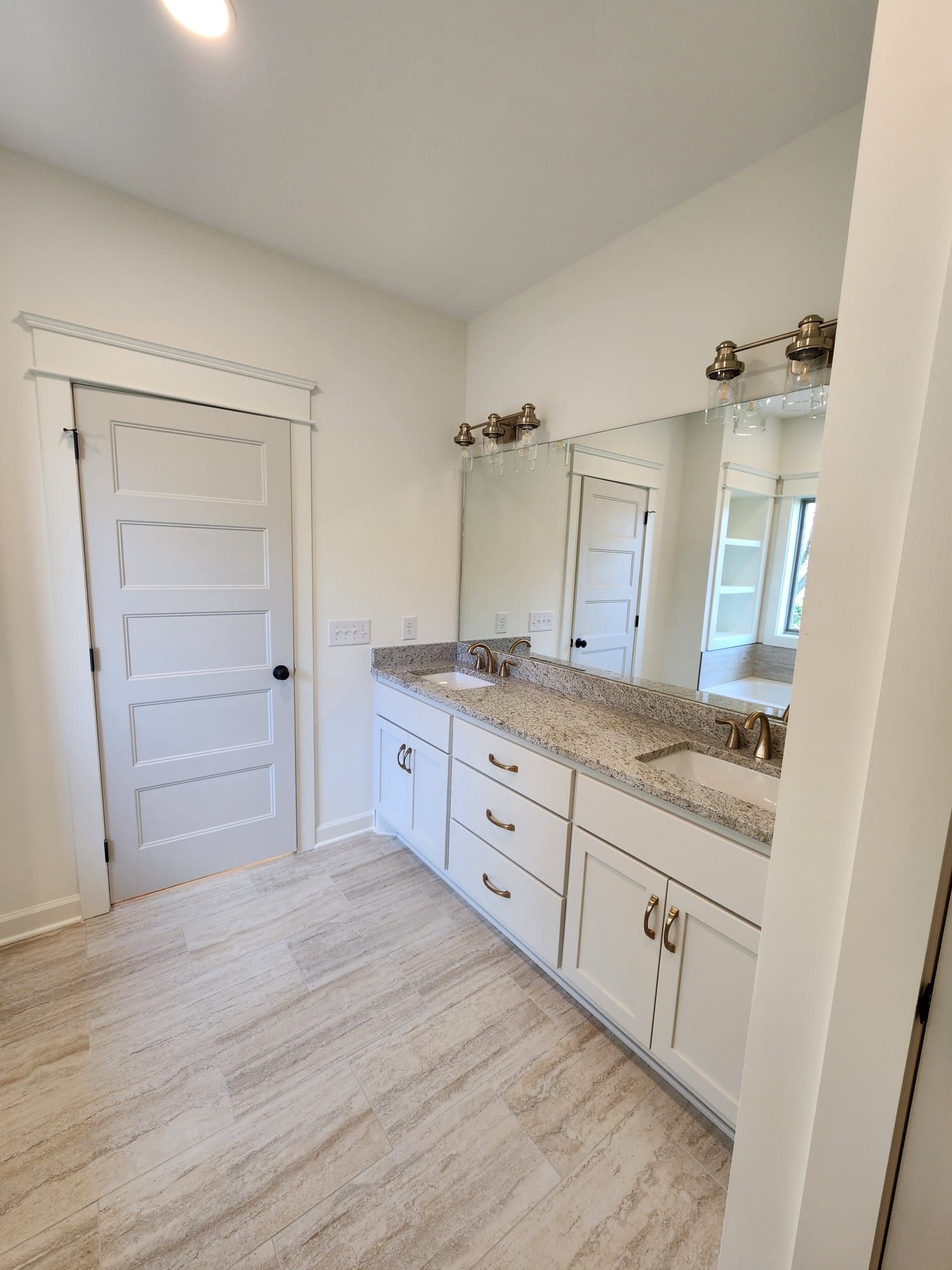 Custom home building and remodeling services