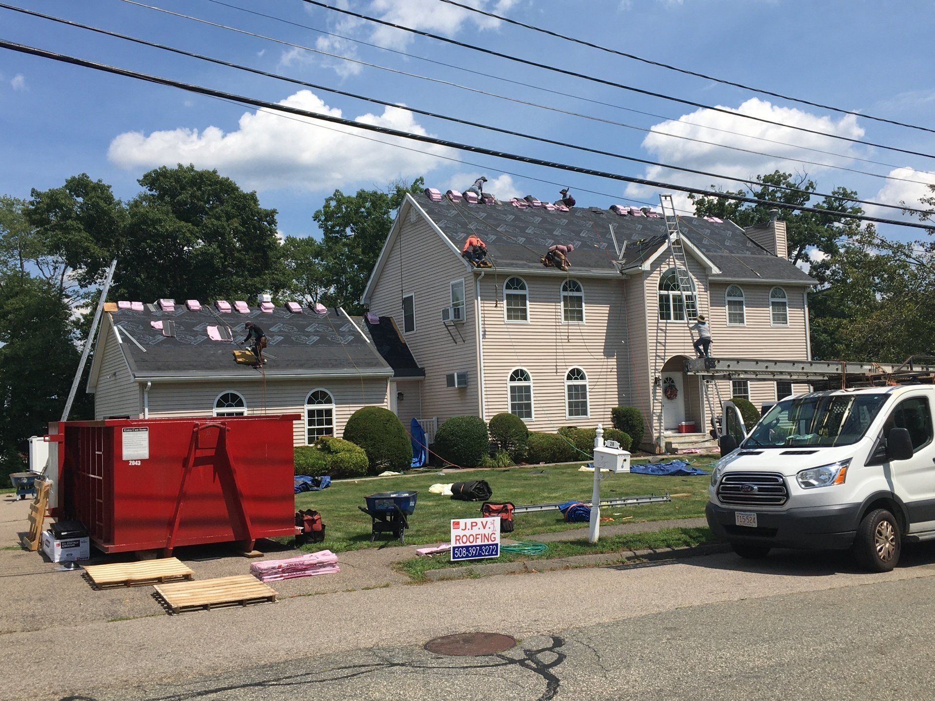 roofing contractor in Douglas MA