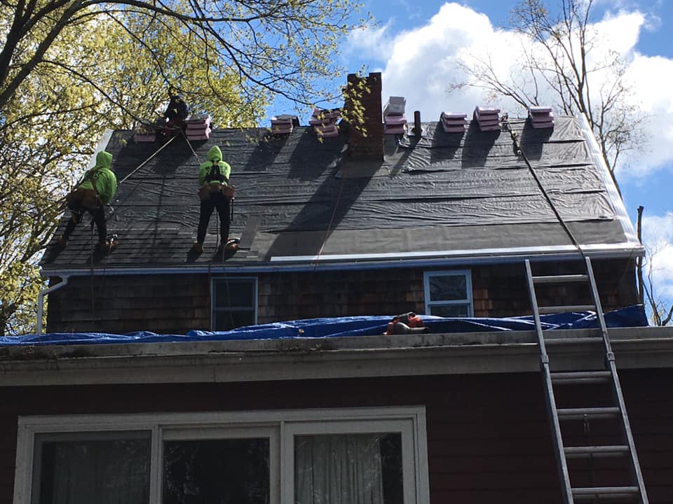 Millbury roofing service in 1 day