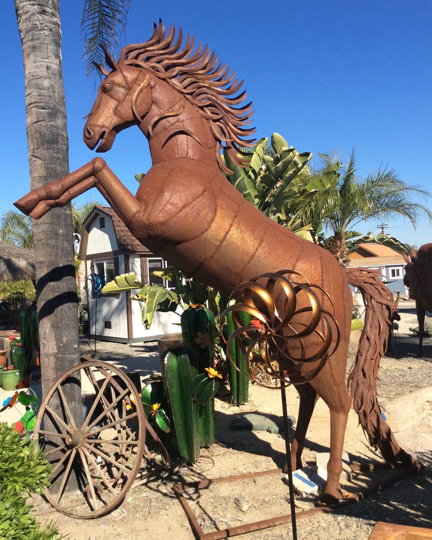 A statue of a horse standing on its hind legs
