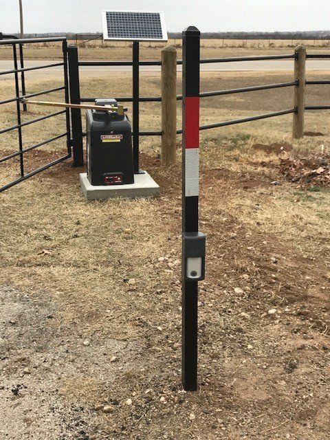 Automatic gate opener