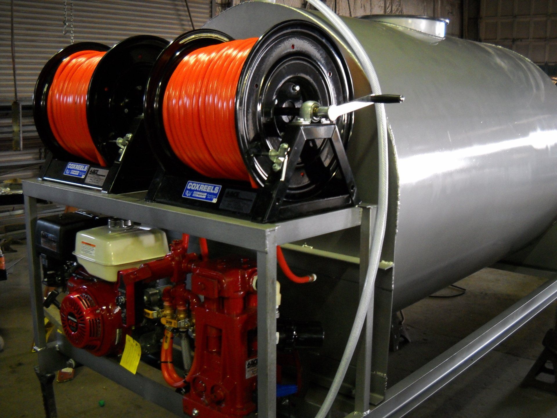 Spray equipment