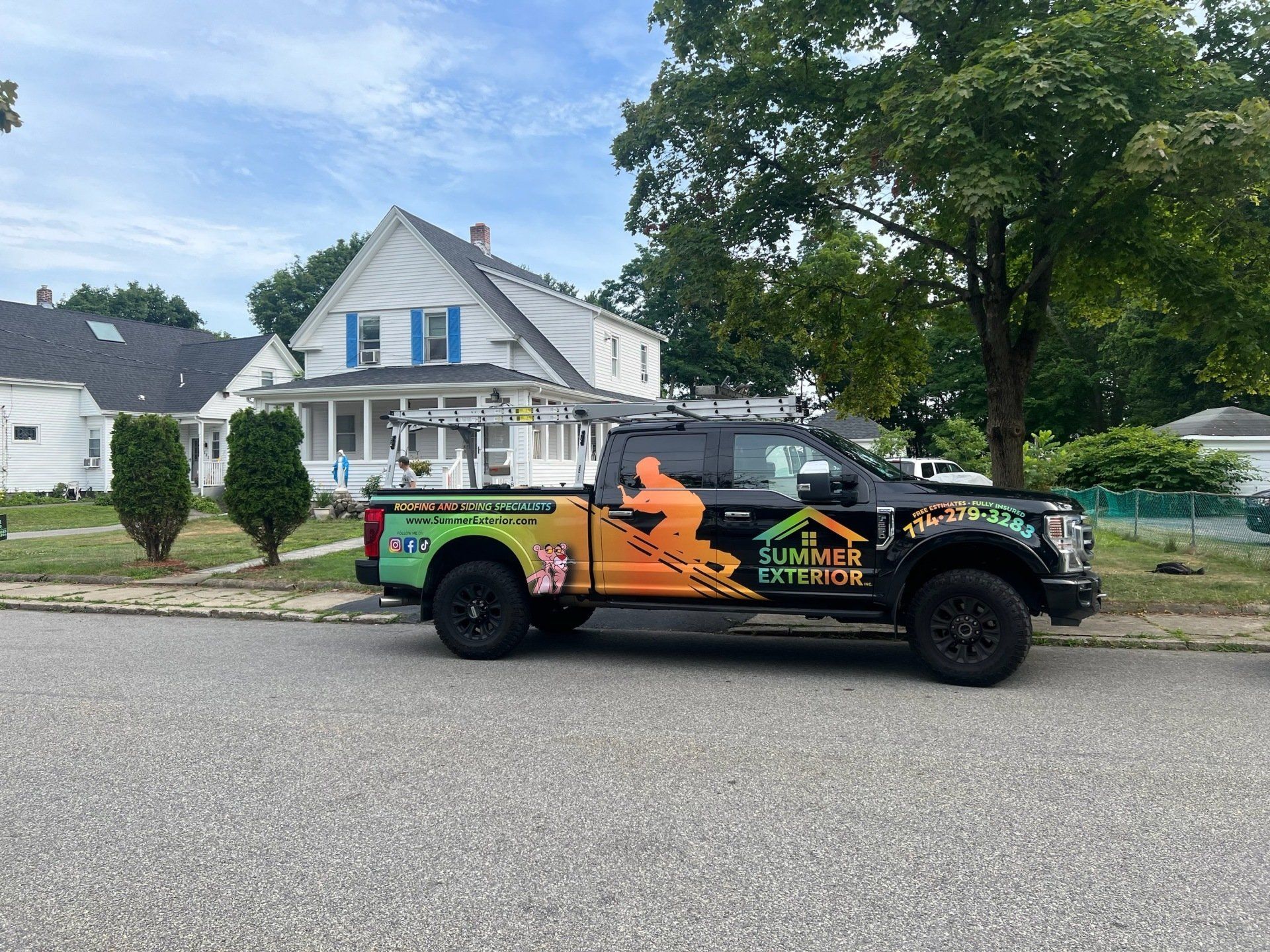 Summer Exterior Inc service truck