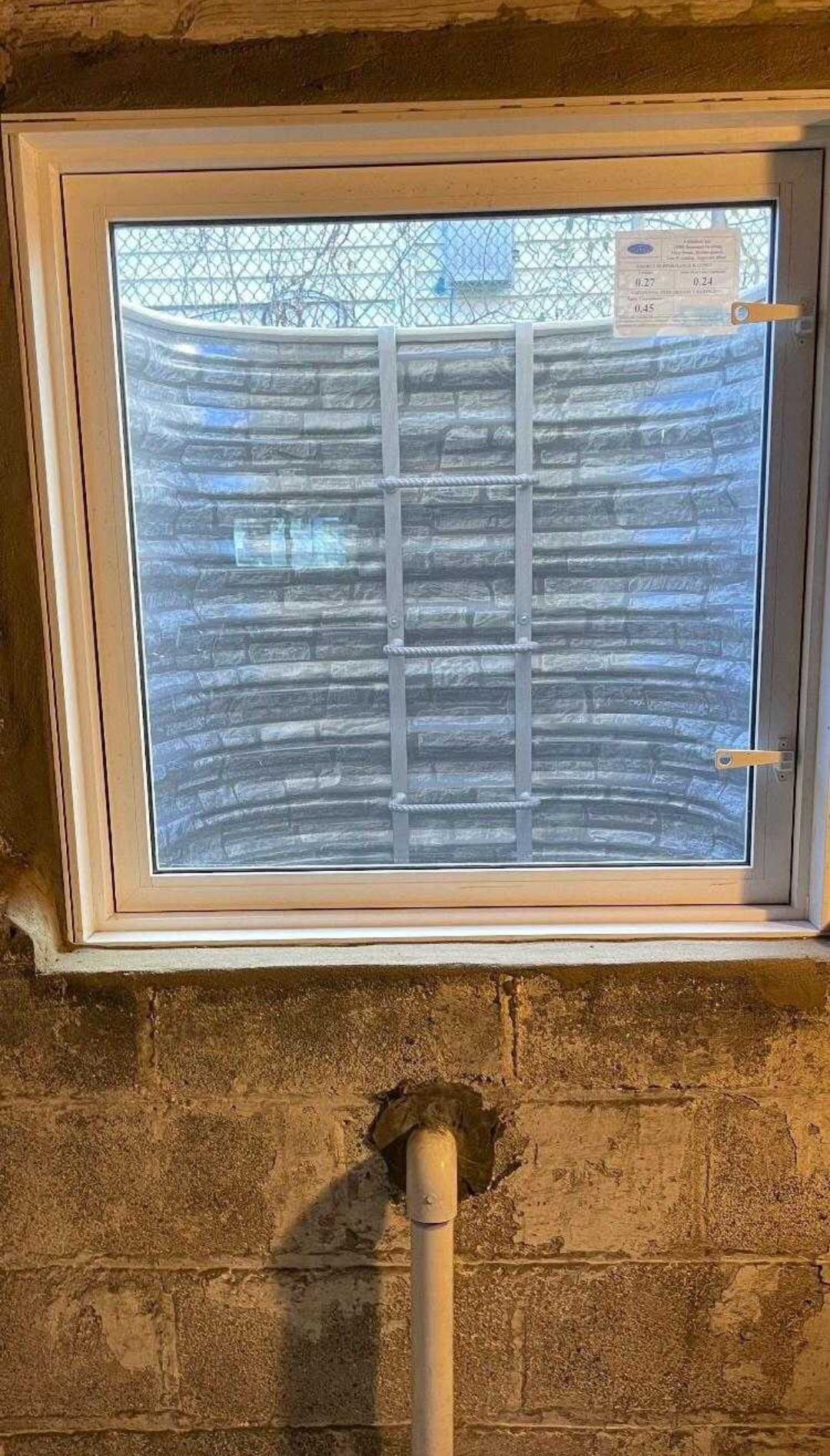 Egress and casement window