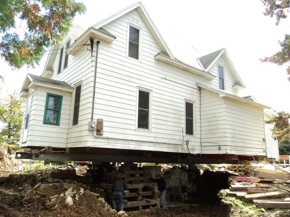 House moving service