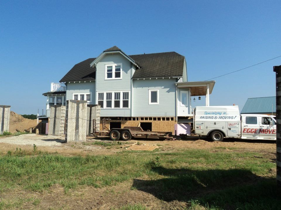 House moving service