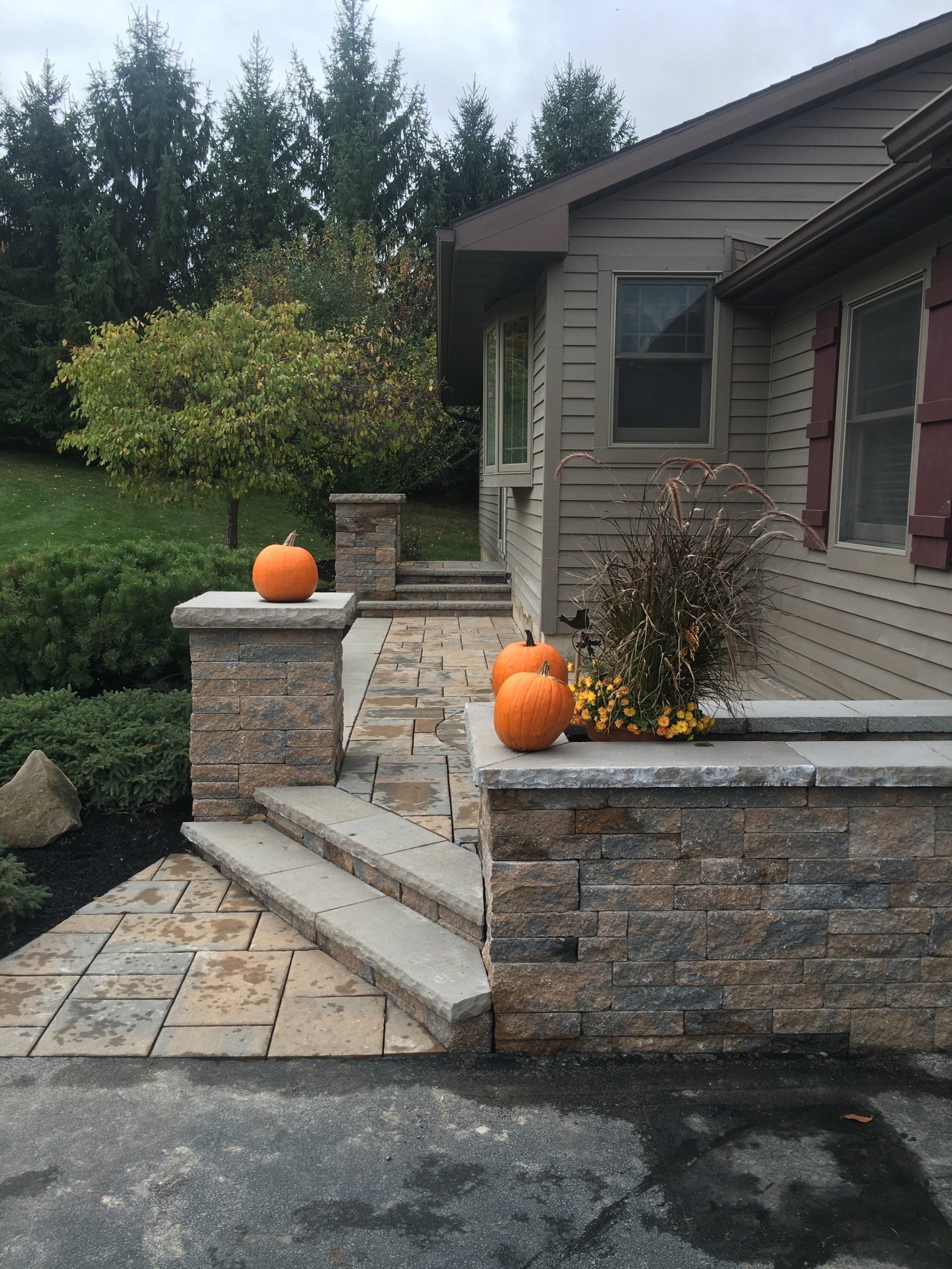 Hardscape outdoor patio