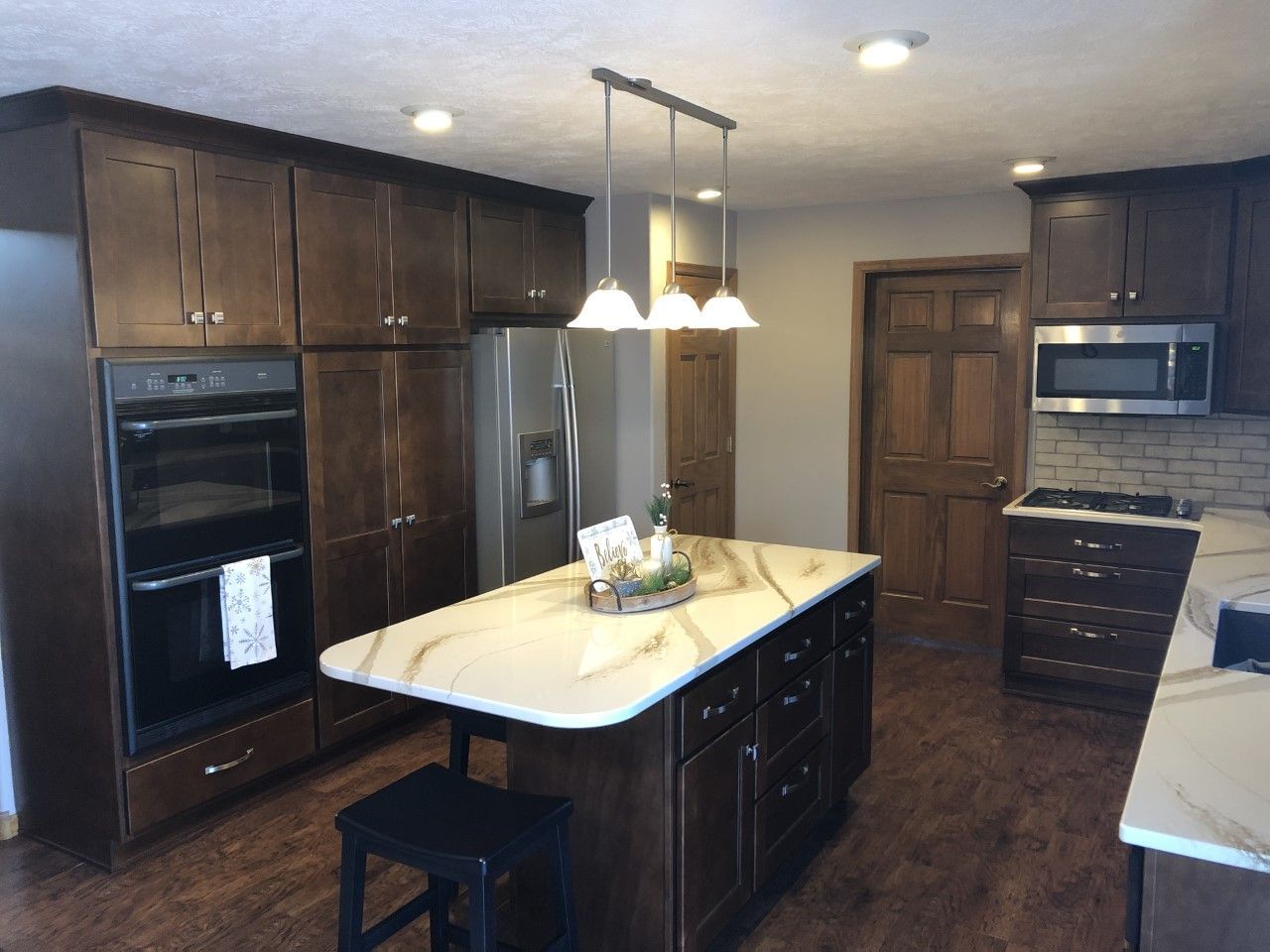 after kitchen cabinet resurfacing