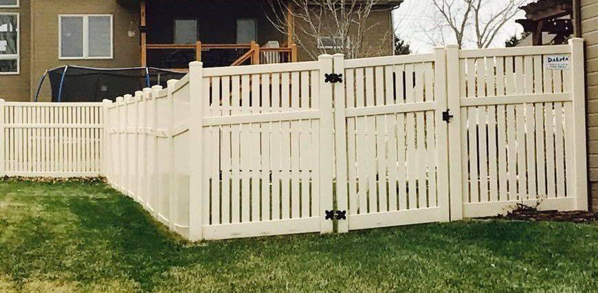 Vinyl fence