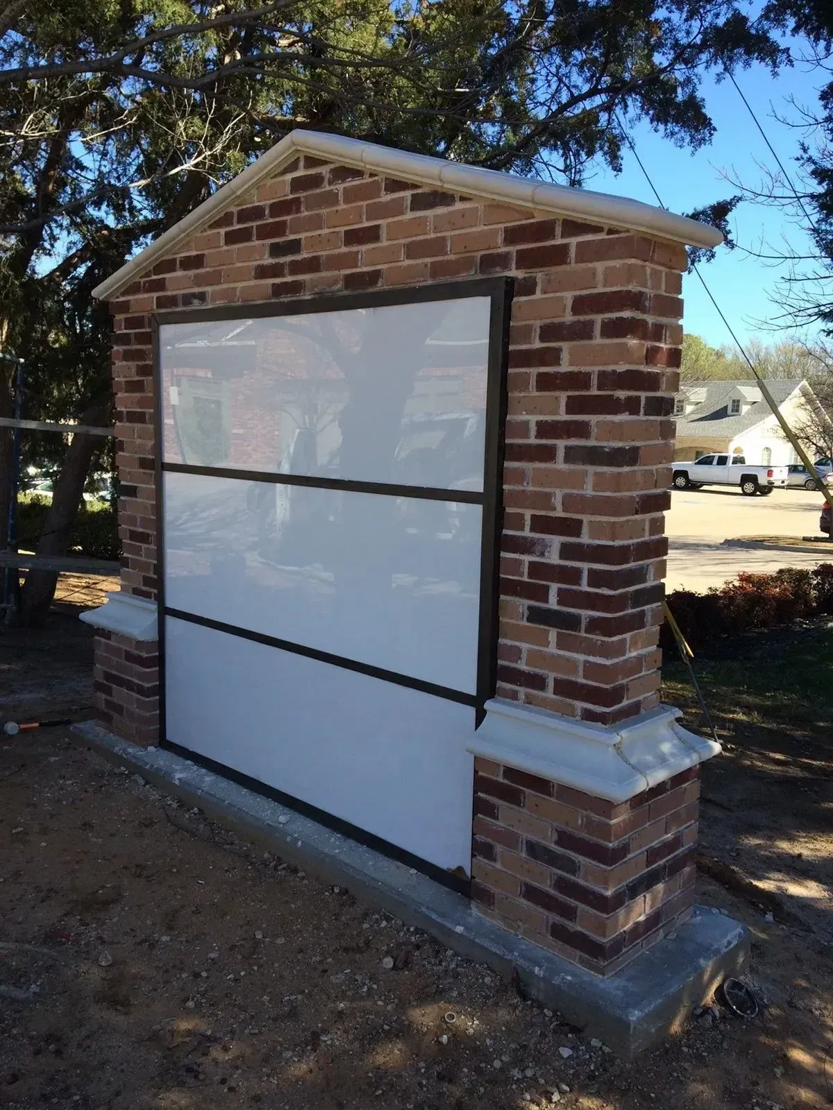 custom monument sign with illuminated multi tenant sign cabinet in grapevine, tx