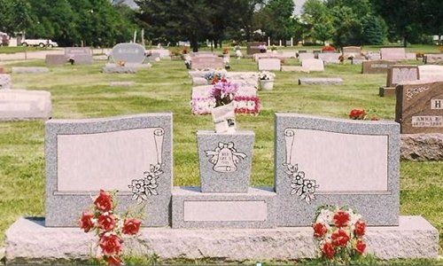 Grave Monument Services