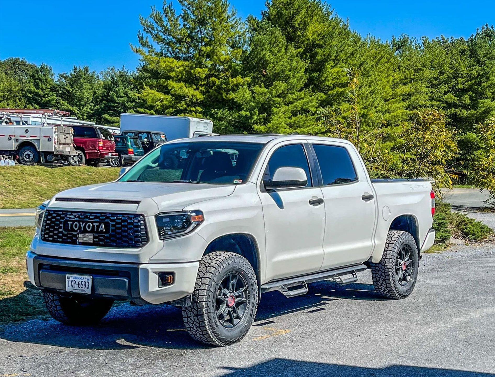 toyota white pickup truck