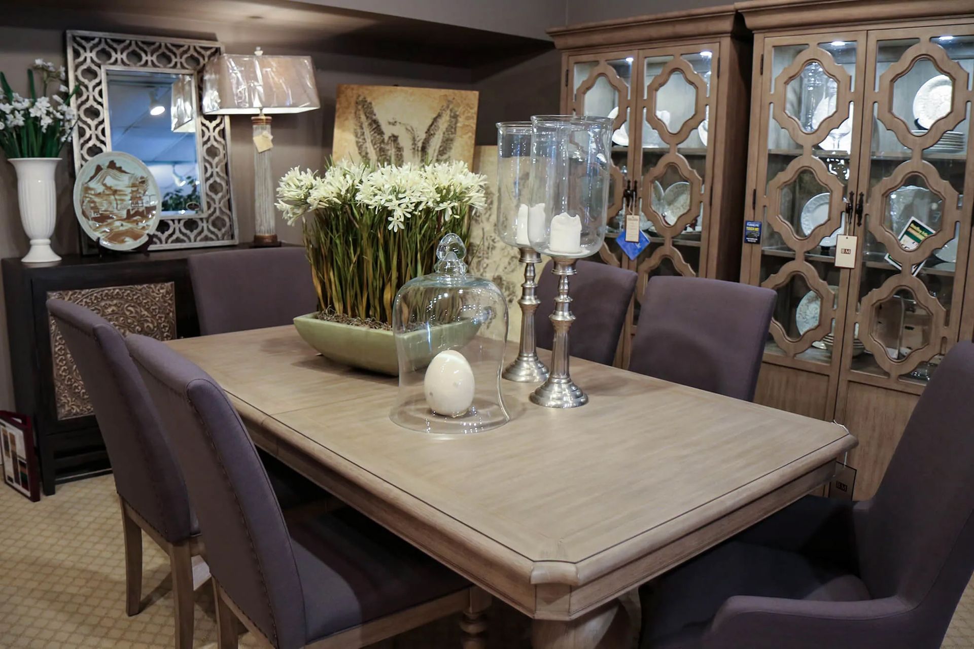 Elegant dining table set
