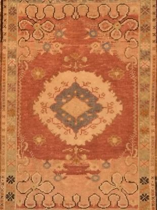 A rug with a geometric pattern on it