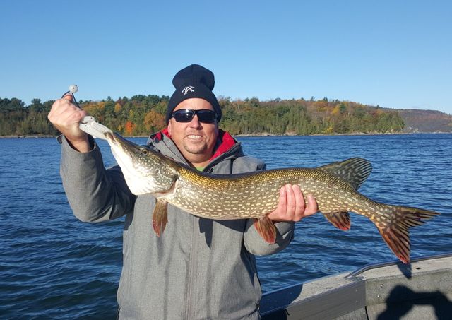 Winter 2019/20 - Vermont Icefishing & NY Salmon River